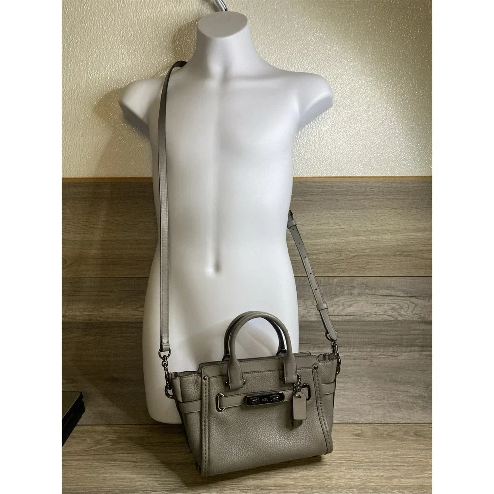 Coach Swagger Purse Pebbled Leather And Suede